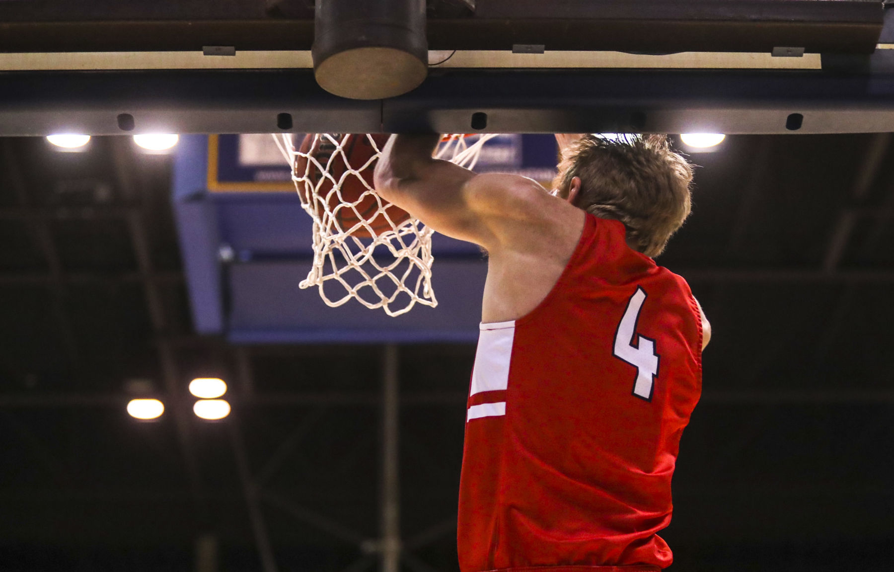 031819-qct-spt-seniorhoops-b019